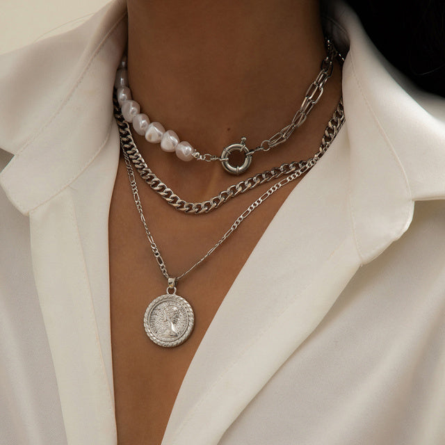 Goth Baroque Pearl Coin Portrait Pendant Necklace for Women Vintage Multi Layer Link Chain Necklace Punk Aesthetic Jewelry 2025