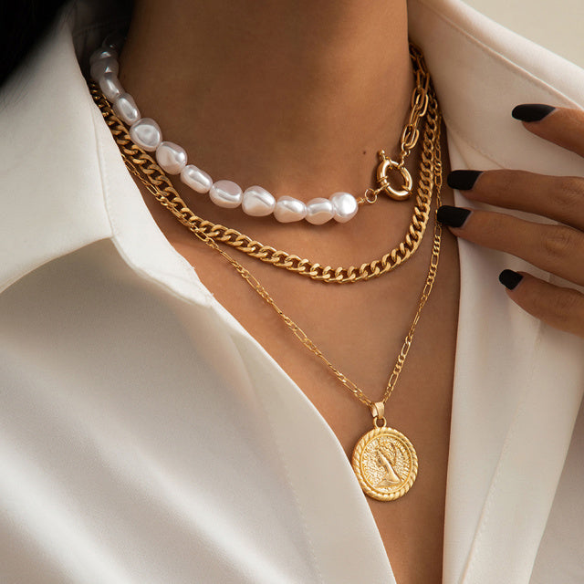 Goth Baroque Pearl Coin Portrait Pendant Necklace for Women Vintage Multi Layer Link Chain Necklace Punk Aesthetic Jewelry 2025