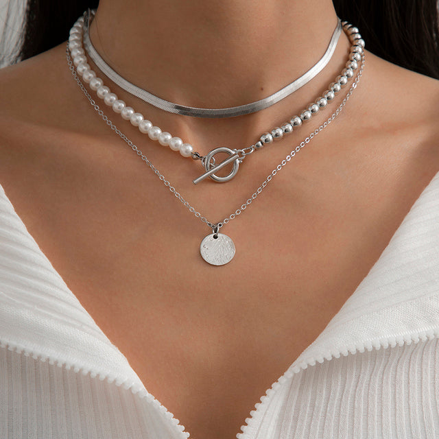Goth Baroque Pearl Coin Portrait Pendant Necklace for Women Vintage Multi Layer Link Chain Necklace Punk Aesthetic Jewelry 2025