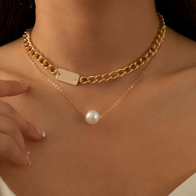 Goth Baroque Pearl Coin Portrait Pendant Necklace for Women Vintage Multi Layer Link Chain Necklace Punk Aesthetic Jewelry 2025