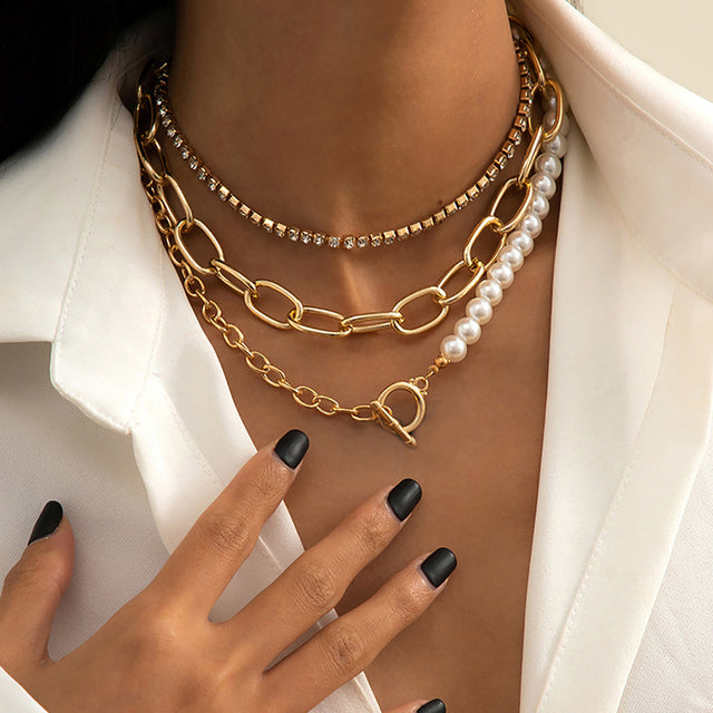 Goth Baroque Pearl Coin Portrait Pendant Necklace for Women Vintage Multi Layer Link Chain Necklace Punk Aesthetic Jewelry 2025