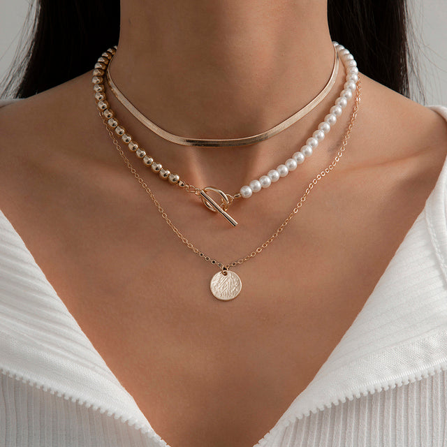 Goth Baroque Pearl Coin Portrait Pendant Necklace for Women Vintage Multi Layer Link Chain Necklace Punk Aesthetic Jewelry 2025
